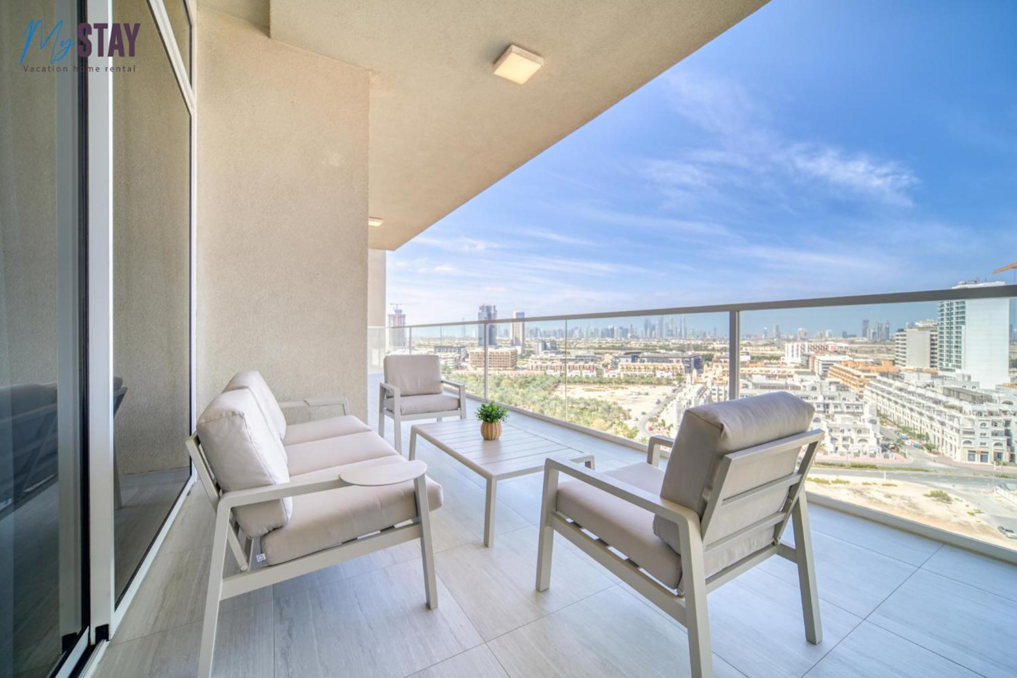 Luxurious Two-bedroom Apartment Dubai