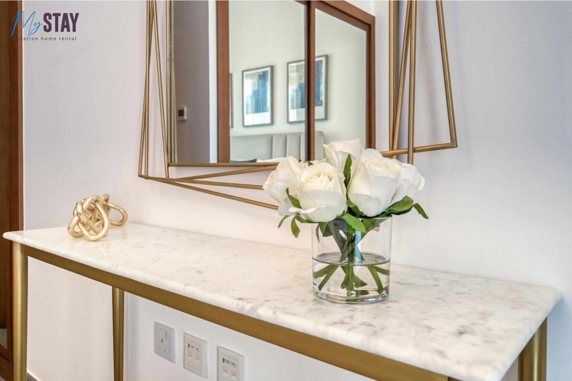 Luxurious Two-bedroom Apartment